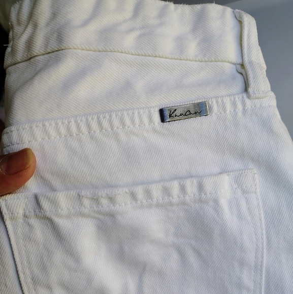 KanCan women's Straight Leg jeans Crop frayed Hem button fly, white, 7/27. - Picture 7 of 16